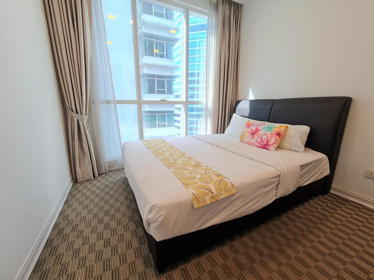 KLCC Binjai 8 Premium Soho Apartment by Sarah's Lodge Kuala Lumpur Bagian luar foto