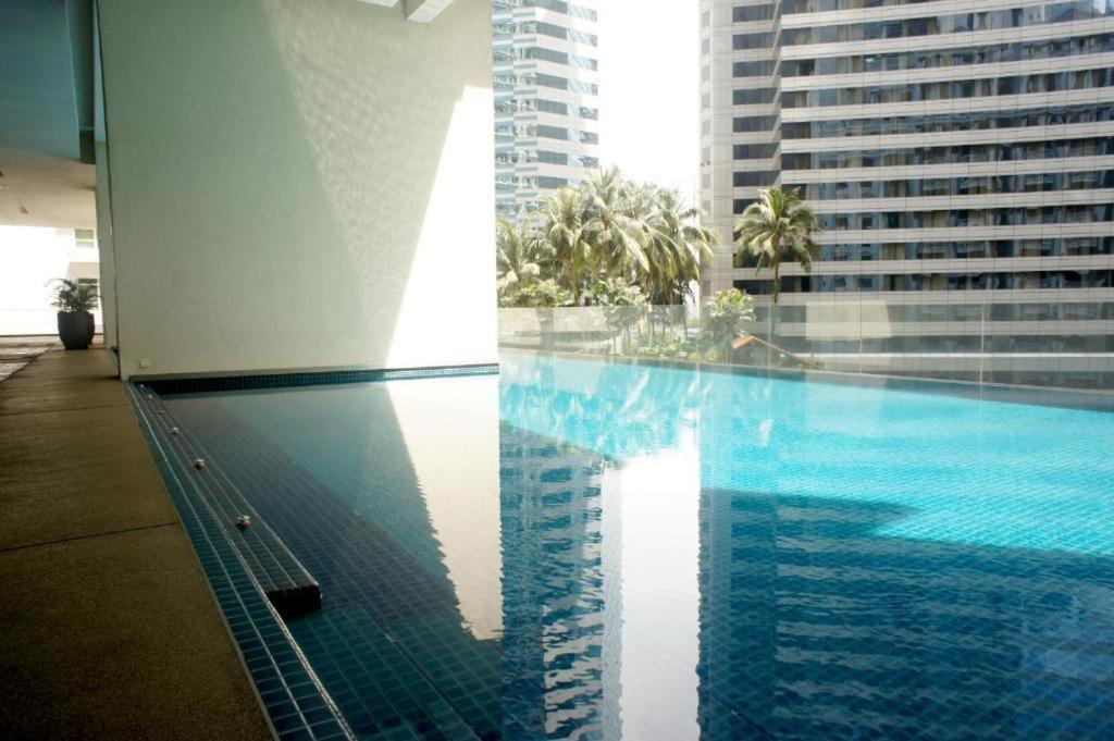KLCC Binjai 8 Premium Soho Apartment by Sarah's Lodge Kuala Lumpur Bagian luar foto