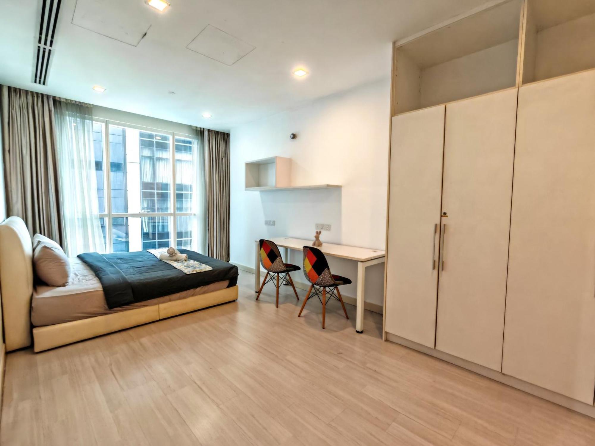 KLCC Binjai 8 Premium Soho Apartment by Sarah's Lodge Kuala Lumpur Bagian luar foto