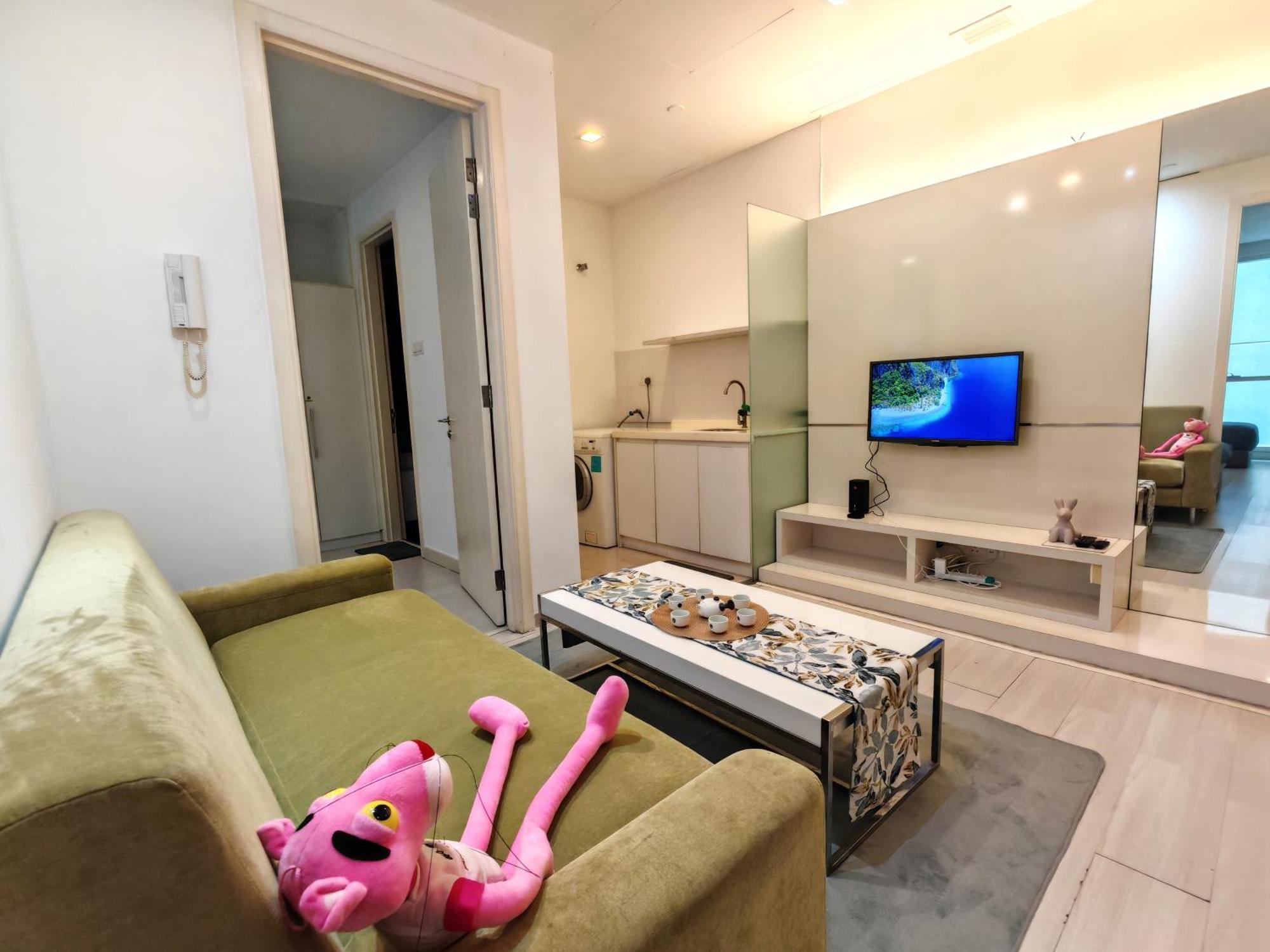 KLCC Binjai 8 Premium Soho Apartment by Sarah's Lodge Kuala Lumpur Bagian luar foto